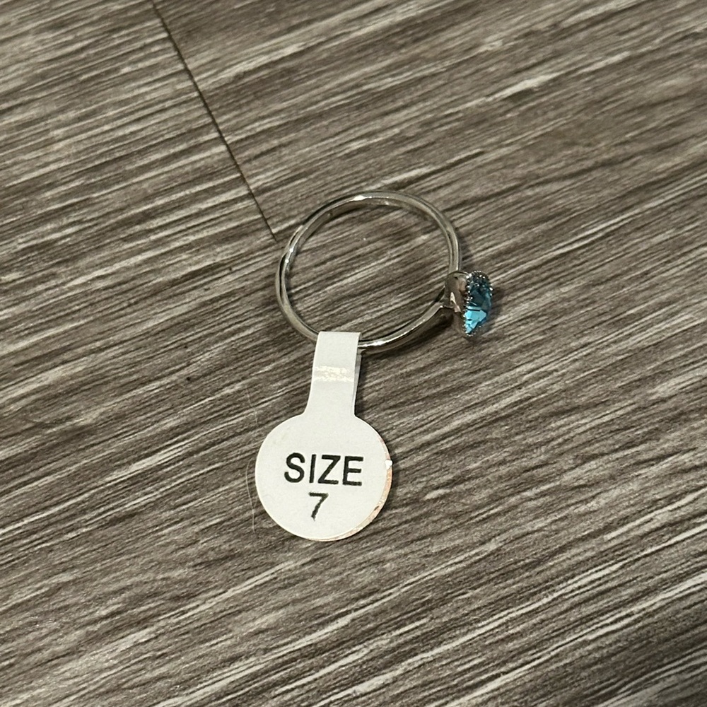 4 Charmed Aroma Rings - Picture 4 of 16